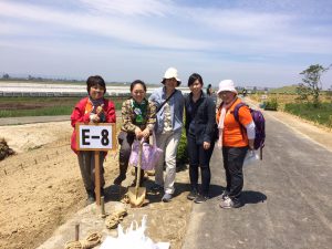 エコメッセ植樹隊の5人